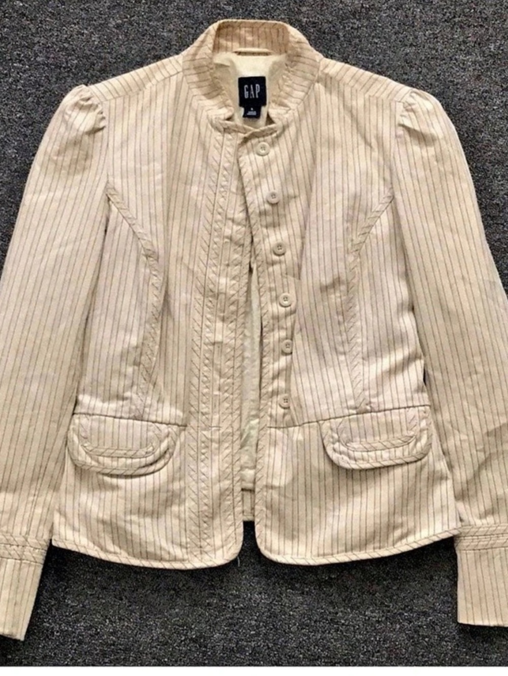 Gap Y2K style Striped cropped 25Blazer in Cream & Black Size 6